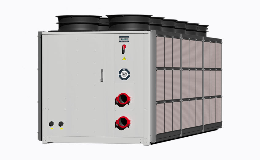 Evaporative fluid cooler