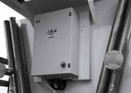 Industrial dry cooler