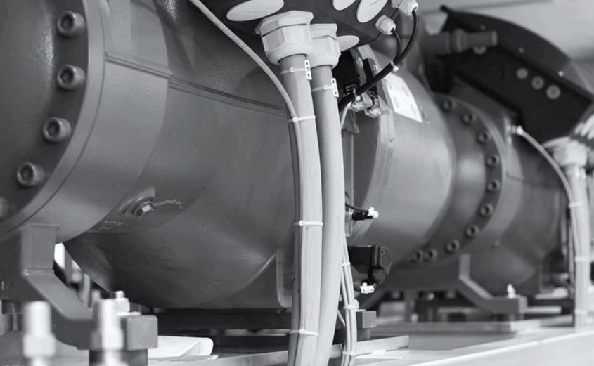 Screw compressor chiller