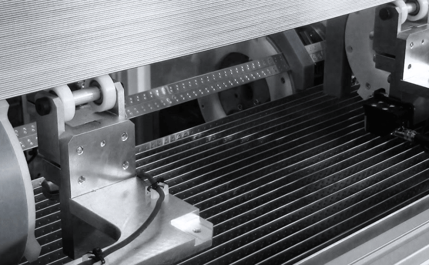Core builder for microchannel heat exchangers